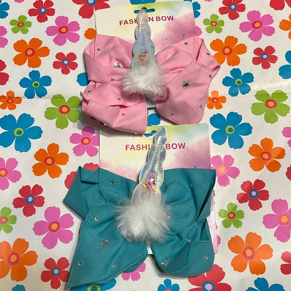 New Set of Two Unicorn Embellished Fashion Hair Bows - Picture 1 of 9